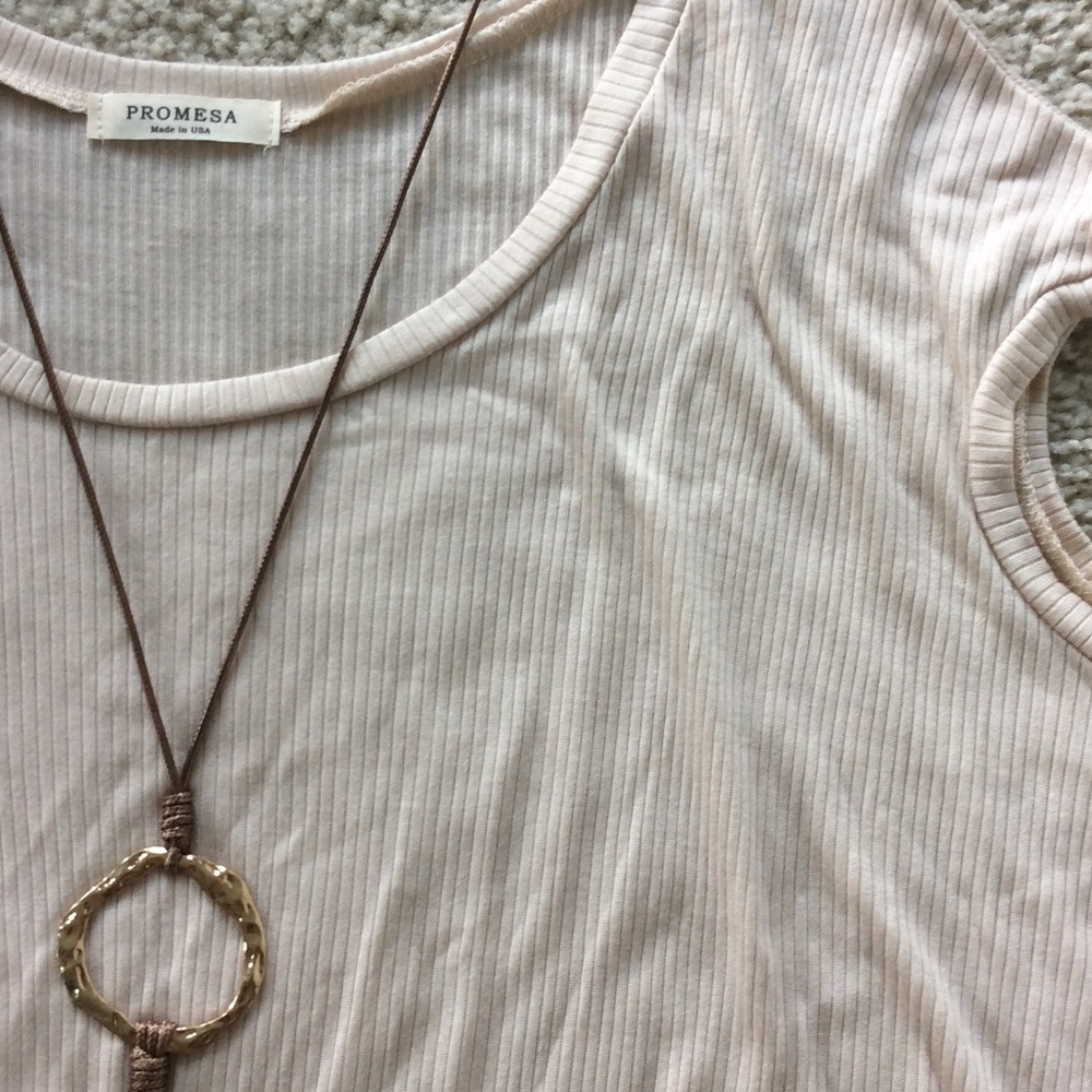 Cream Color Short Sleeve Ribbed Tunic Top - Picture 4 of 4
